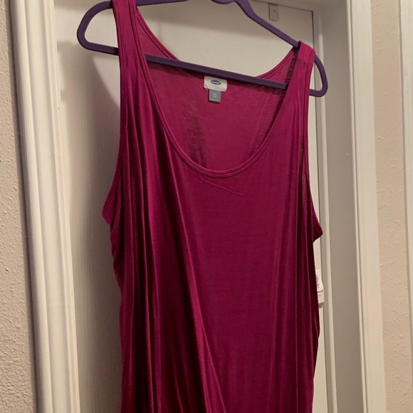 Old Navy Tanktop - Picture 1 of 3